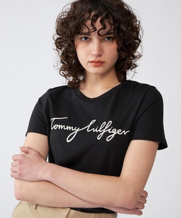 Tommy Hilfiger Women's Heritage Crew Neck Graphic Tee